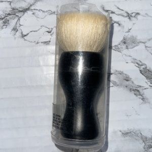 Not for sale looking for 180 brush 146.145 kabuki